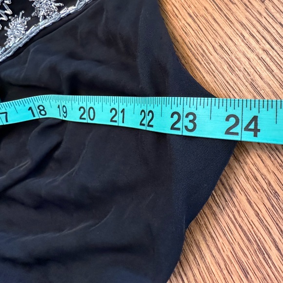 Tadashi Too Black Dress Off The Shoulders With Beadery Knee Length Size 2X - Picture 5 of 12